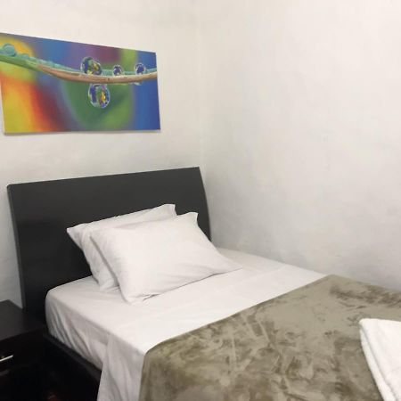 Hostal Rous San Gil Exterior photo