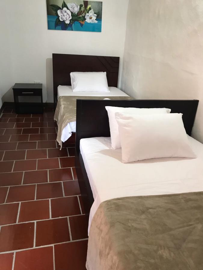 Hostal Rous San Gil Exterior photo